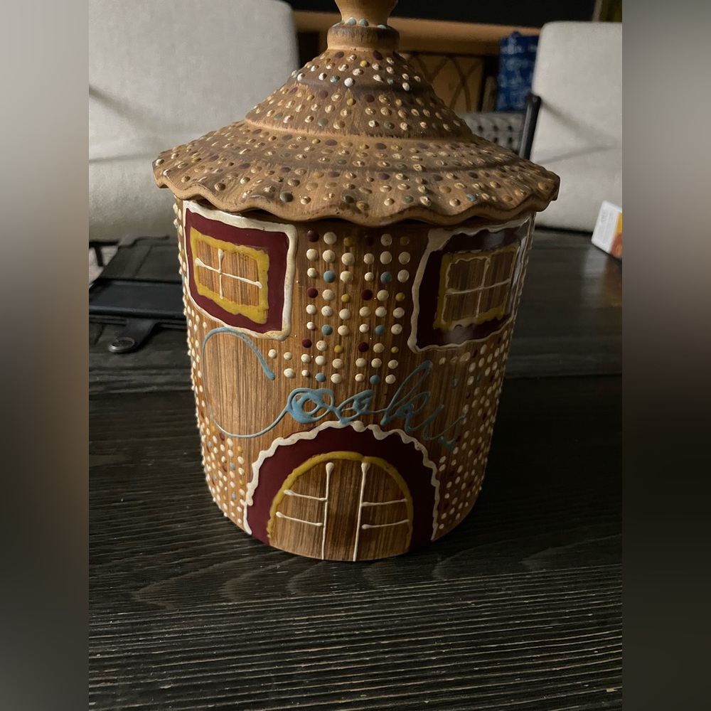 Charming Brown Cookie Jar